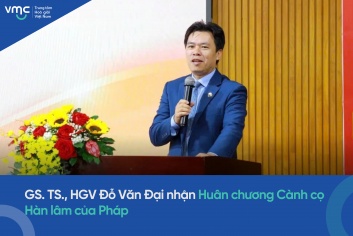 [TIN TỨC] GS. TS., HGV Đỗ Văn Đại nhận Huân chương Cành cọ Hàn lâm của Pháp 