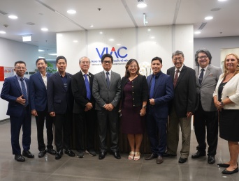 VIAC và VMC tiếp và làm việc với đại diện Singapore Society of Mediation Professionals (SMP) và ResoX