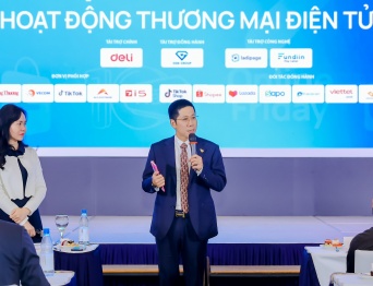 Quyền giám đốc VMC Phan Trọng Đạt chia sẻ tại Hội nghị Phát triển thương mại điện tử Việt Nam với chủ đề "Phát triển thương mại điện tử bền vững”